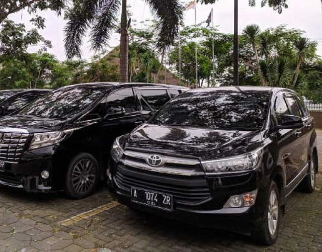 Wisata Online Rental Mobil Gresik - Photo by Official Site